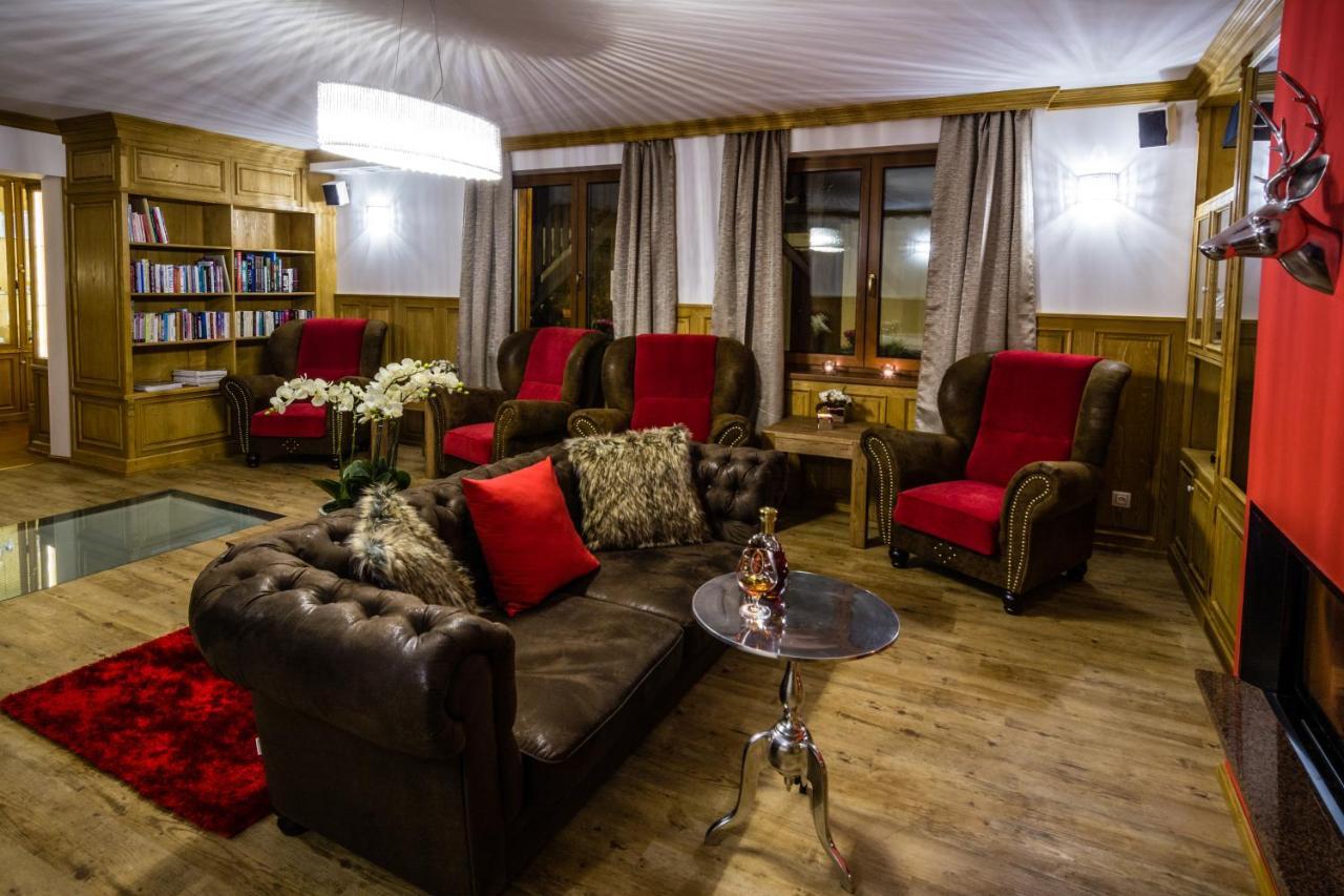 Wellness Hotel V Nebi Korenov Bagian luar foto