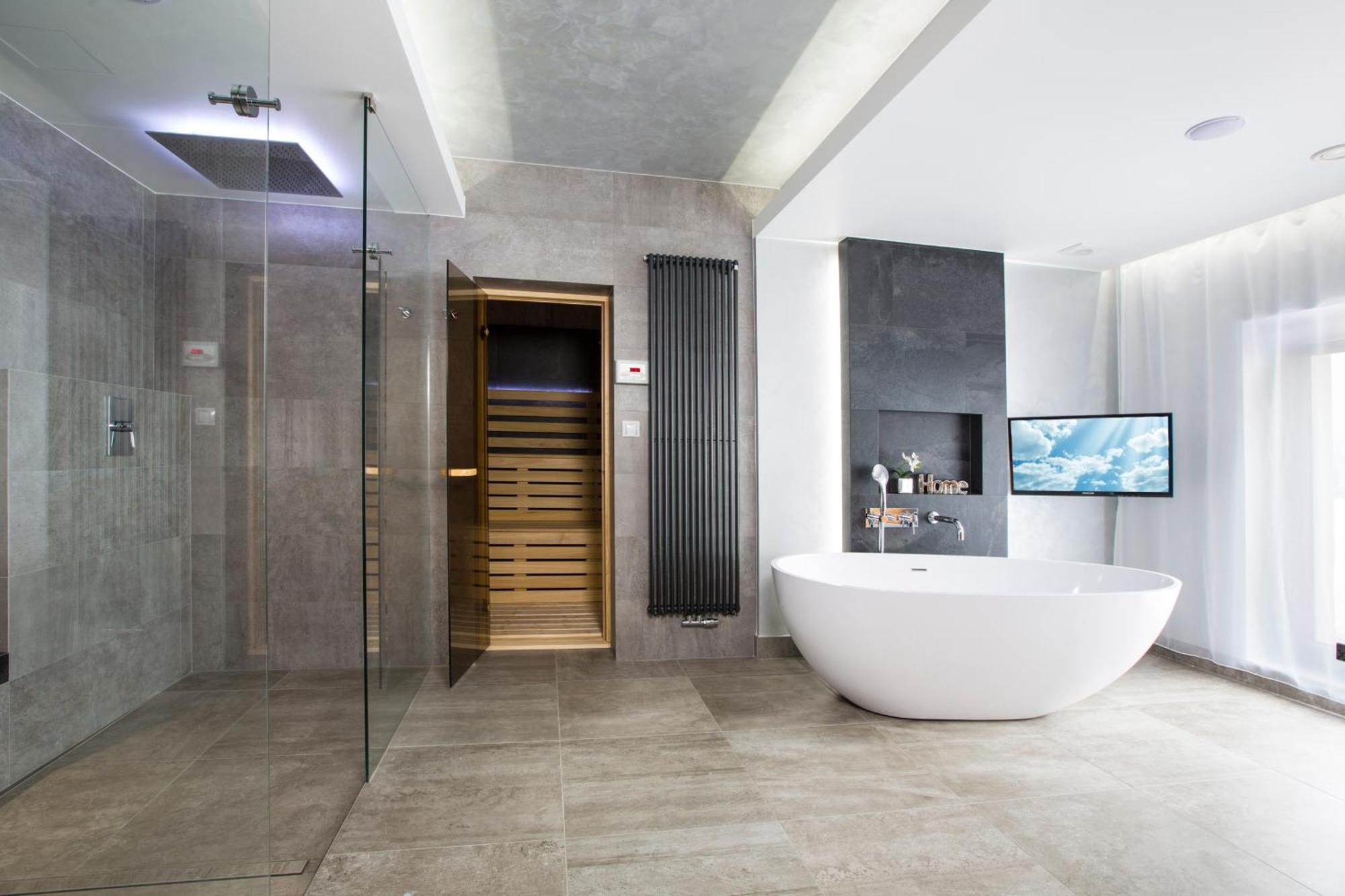 Wellness Hotel V Nebi Korenov Bagian luar foto