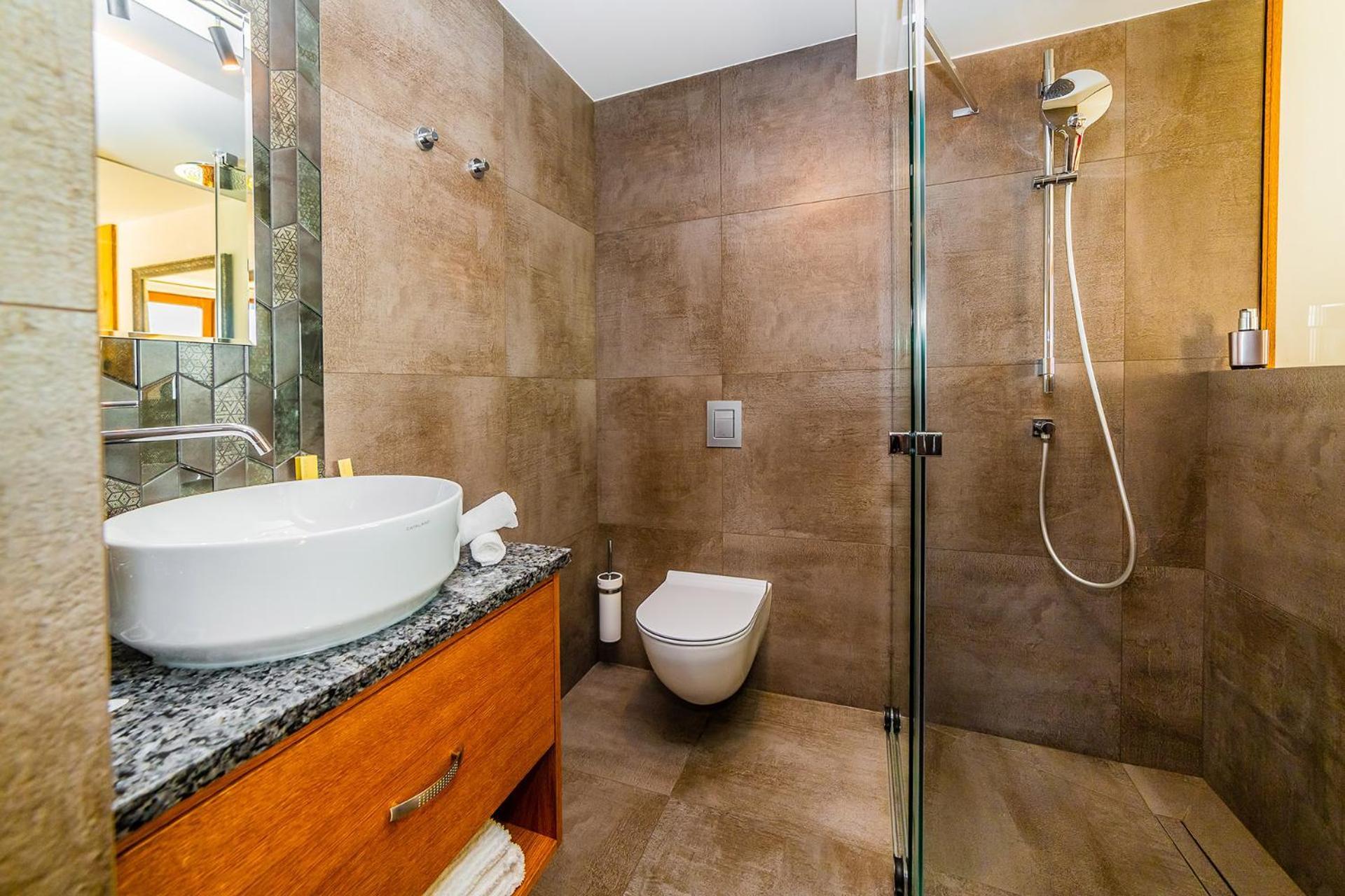 Wellness Hotel V Nebi Korenov Bagian luar foto