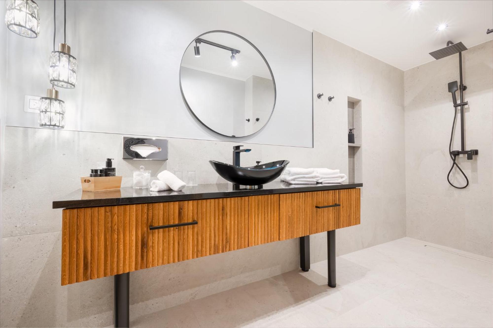 Wellness Hotel V Nebi Korenov Bagian luar foto