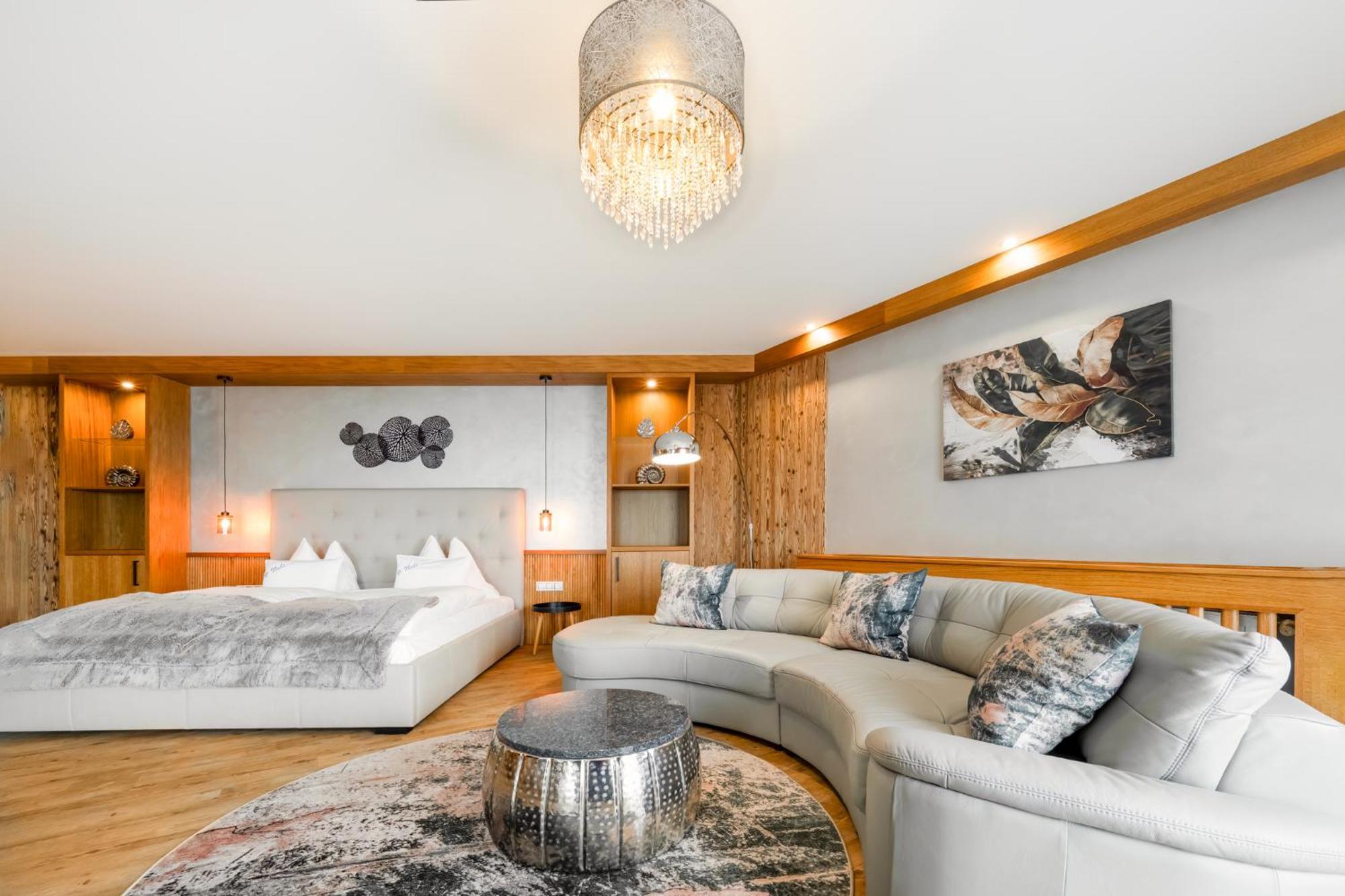 Wellness Hotel V Nebi Korenov Bagian luar foto